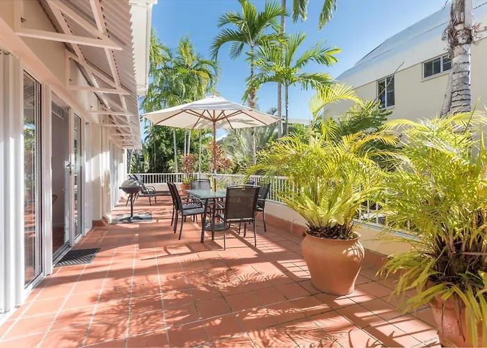 Balboa Apartments